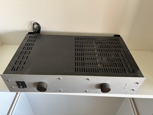 Endstufe zweimal 300 watt - endstufe,,